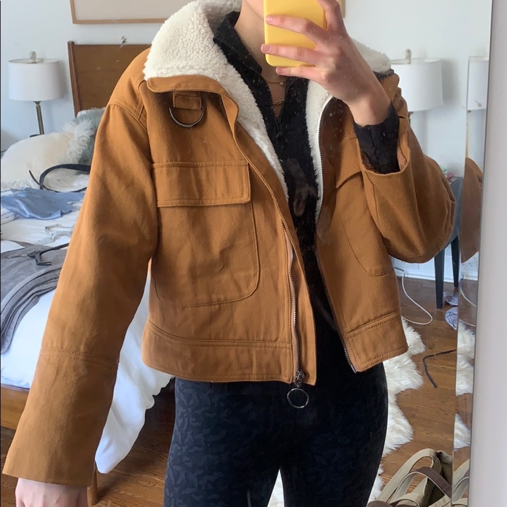 Cropped shearling jacket - Picture 4 of 5